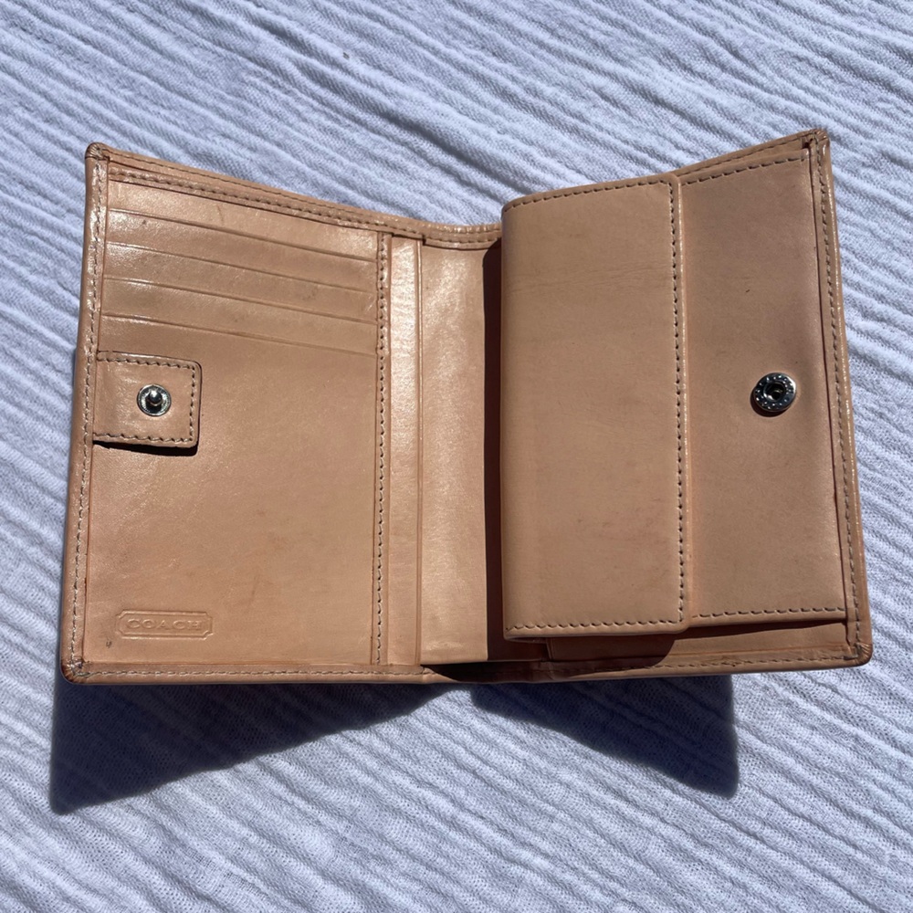 Vintage Signature Coach Wallet - Picture 3 of 11